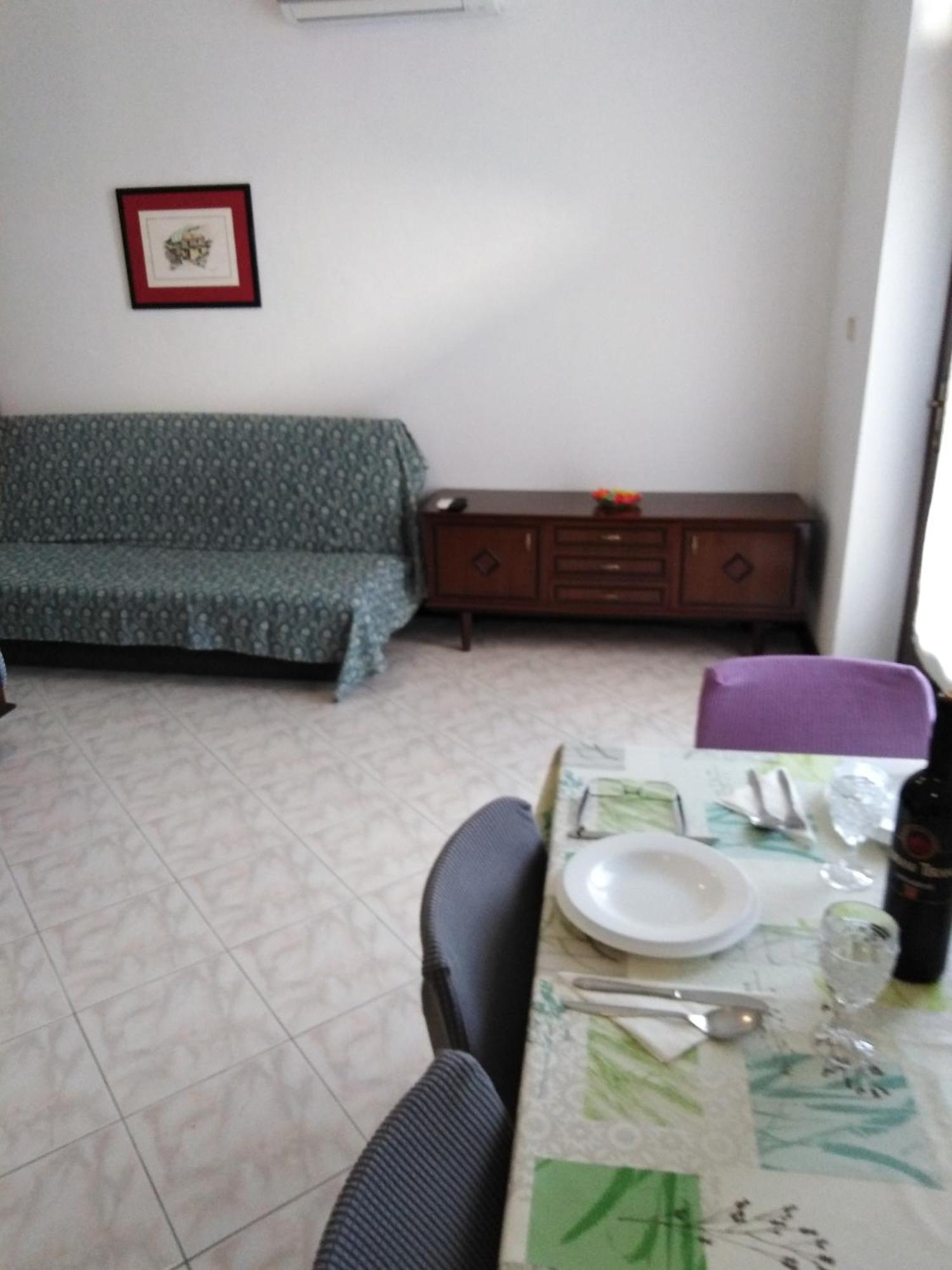 Apartments With A Parking Space Pula - 6985 Стая снимка